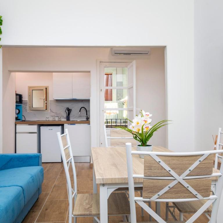Good Vibes Home - Appartamento Superior con 1 Camera da Letto e Balcone - 1