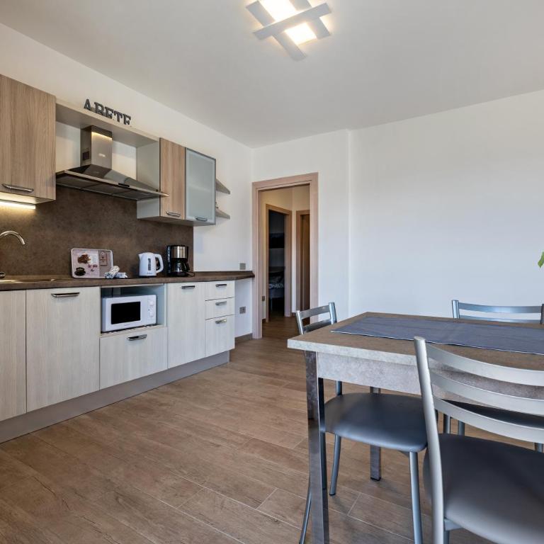 Agriturismo Bocca Nevese Abete - Appartamento Deluxe con 2 Camere da Letto e Vista Giardino - 11
