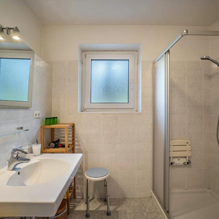 Silbernagl sonnig mit Gartenblick - Appartamento con 1 Camera da Letto e Vista Lago - 15