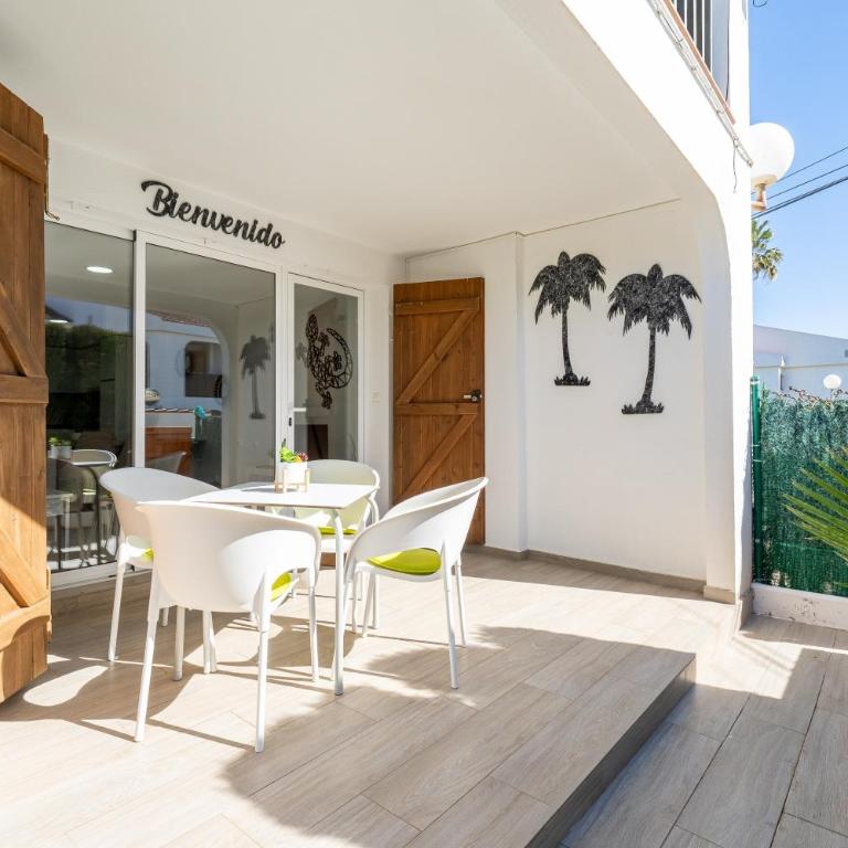 Francesca - One-Bedroom Apartment with Garden - 2