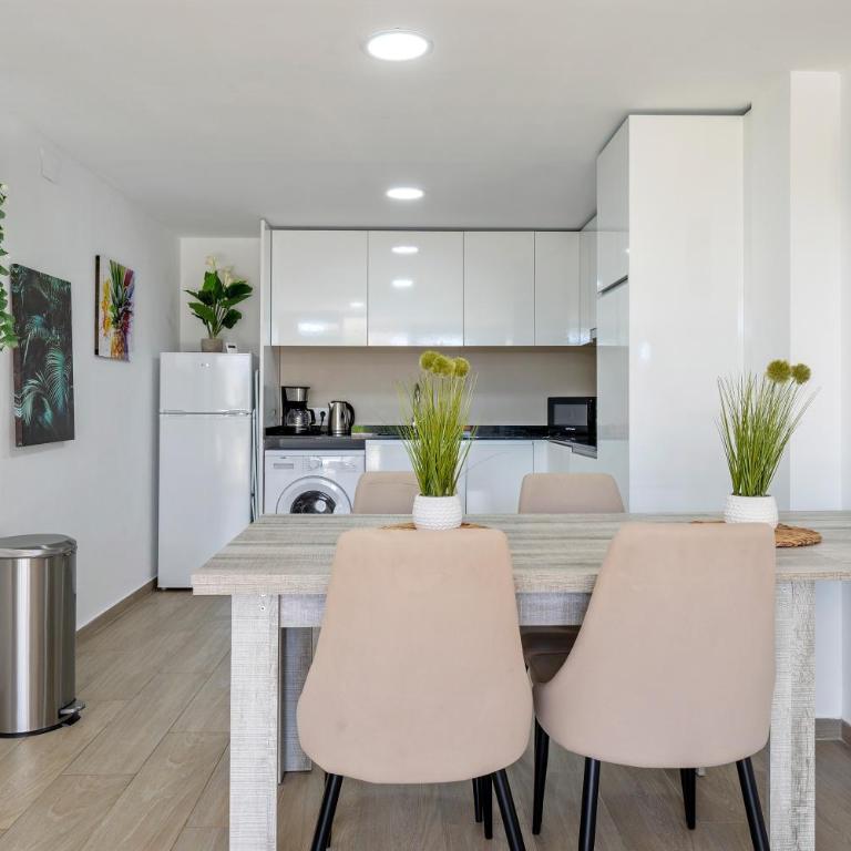 Francesca - One-Bedroom Apartment with Garden - 7
