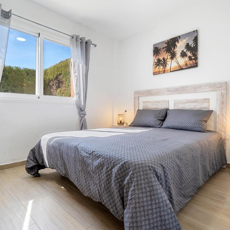 Francesca - One-Bedroom Apartment with Garden - 11