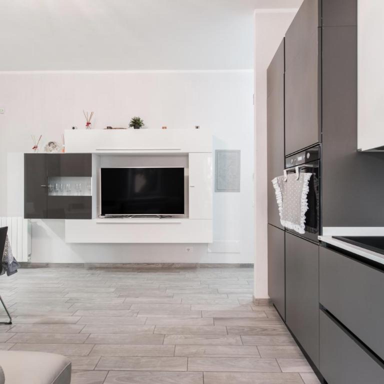 Amars House - Deluxe Apartment mit Balkon und 2 Schlafzimmern - 15
