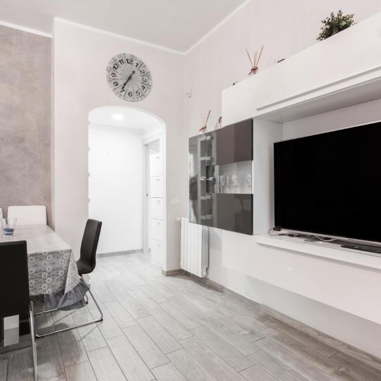 Amars House - Deluxe Apartment mit Balkon und 2 Schlafzimmern - 16