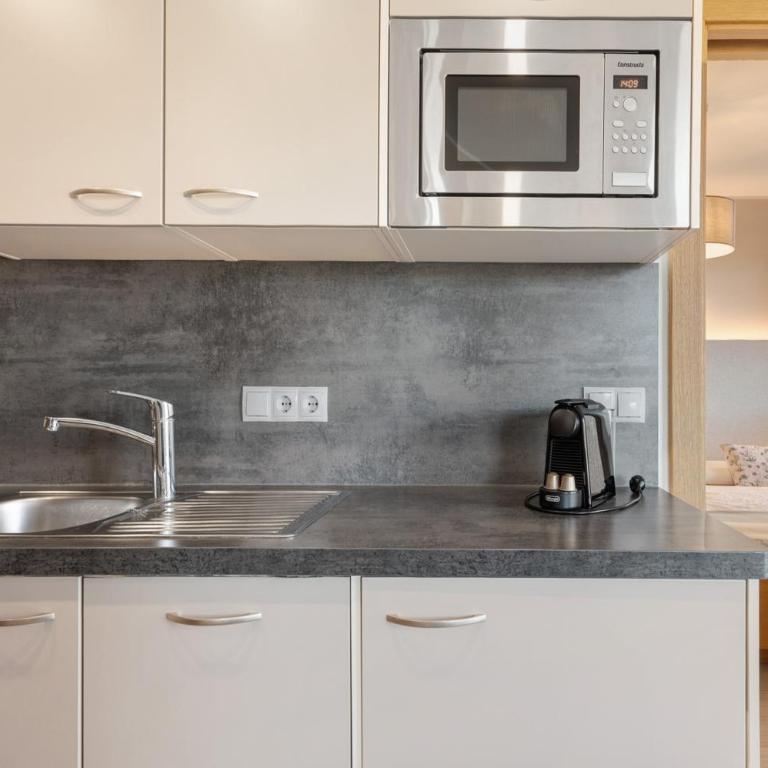 Landhaus Antonius Eppan - Appartamento Deluxe con 2 Camere da Letto e Vista Giardino - 15