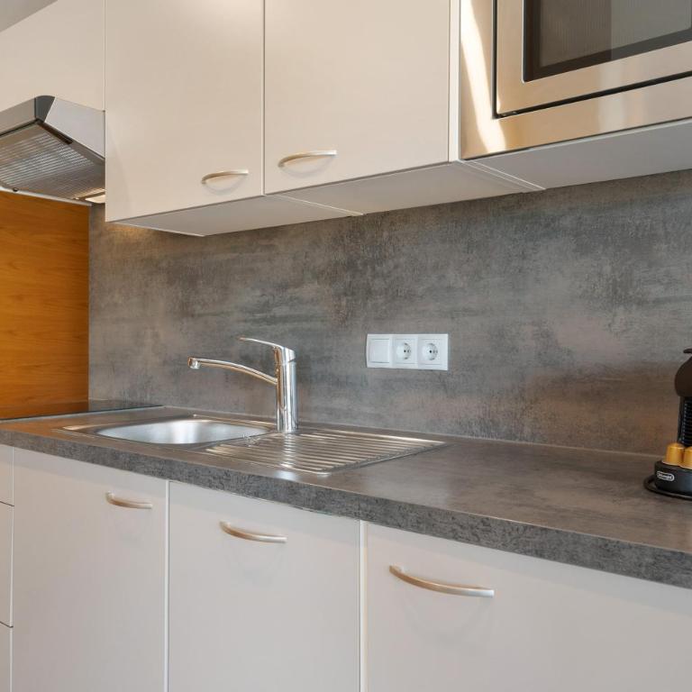 Landhaus Antonius Eppan - Appartamento Deluxe con 2 Camere da Letto e Vista Giardino - 11