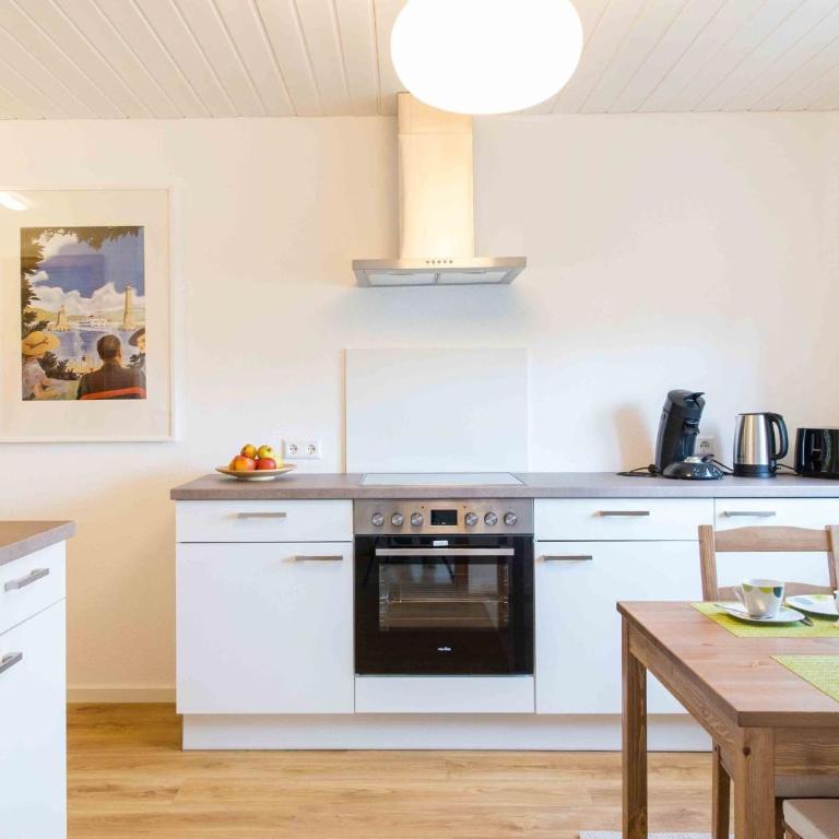 Ferienwohnung Am Alpenblick - One-Bedroom Apartment with Garden View - 2