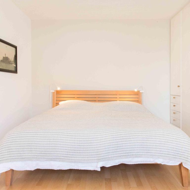 Ferienwohnung Am Alpenblick - One-Bedroom Apartment with Garden View - 5