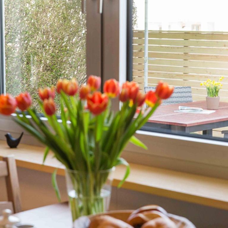 Ferienwohnung Am Alpenblick - One-Bedroom Apartment with Garden View - 11