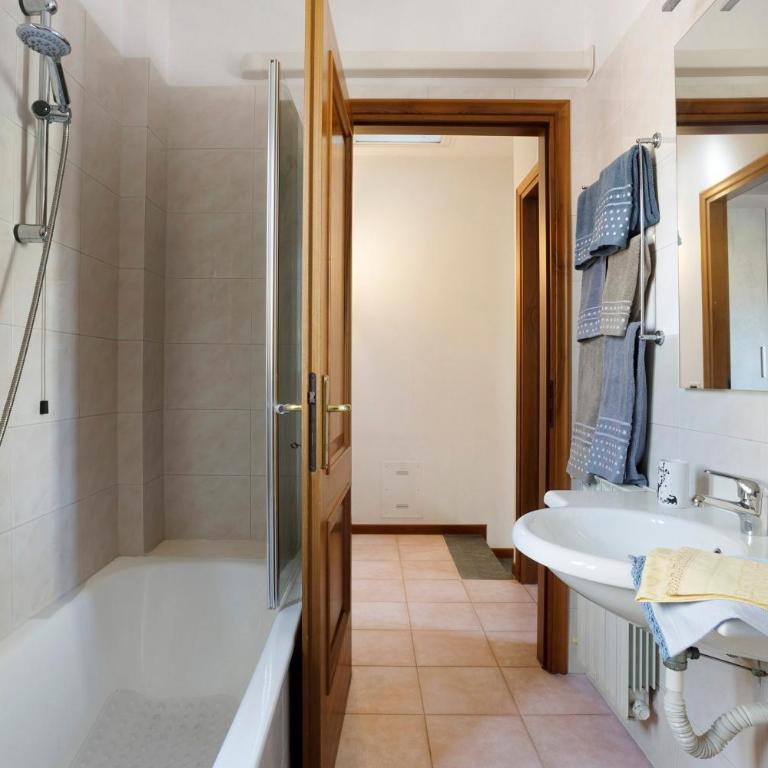Villino Flora a Viareggio - Two-Bedroom House - 25
