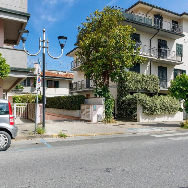 Villino Flora a Viareggio - Two-Bedroom House - 27