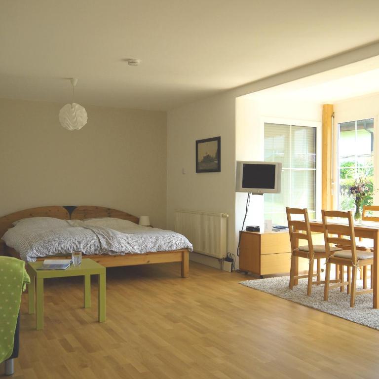 Ferienwohnung Scheck - One-Bedroom Apartment with Garden View - 3