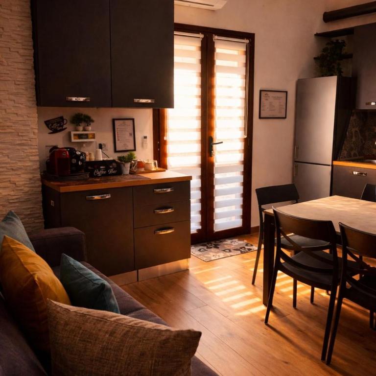 Sa Domu Nostra - Casa Vacanza - Casa con 3 Camere da Letto - 3