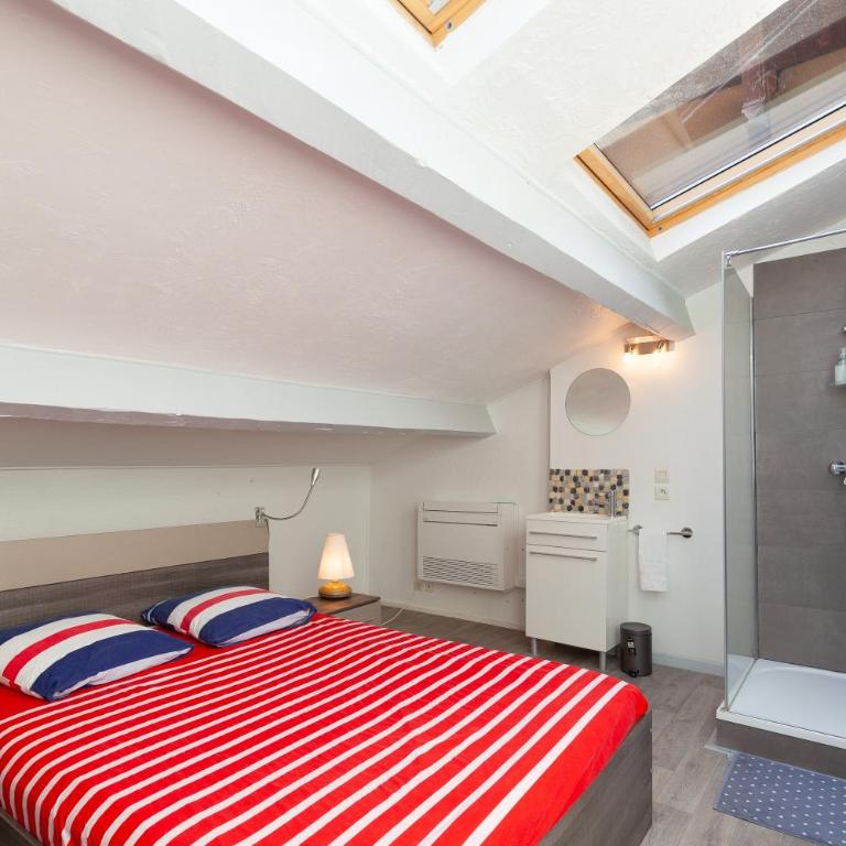 Appartement Spacieux - Superior Apartment with City View - 15