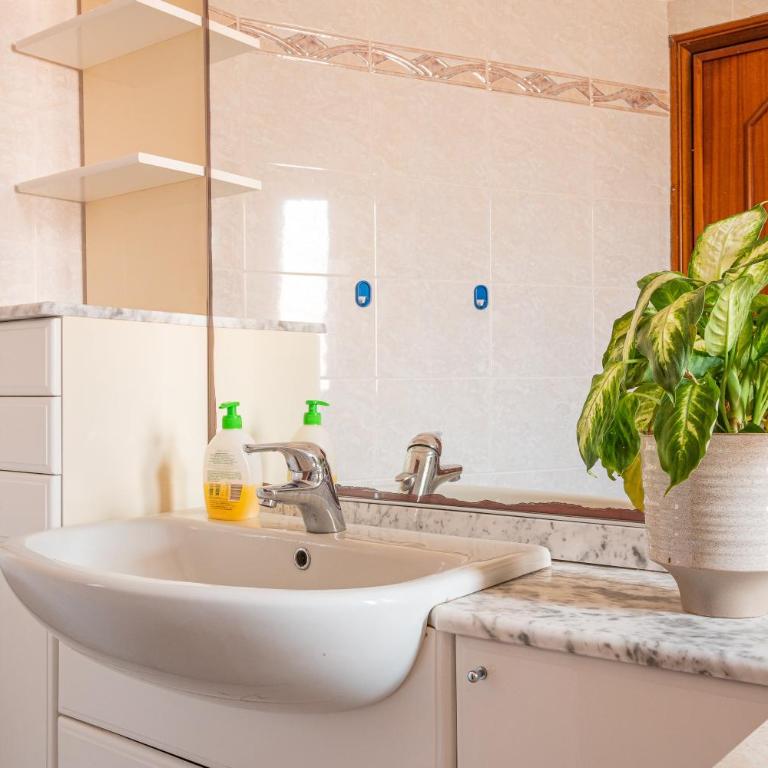 Appartamento Valentina - Appartamento Premium con 3 Camere da Letto e Balcone - 24