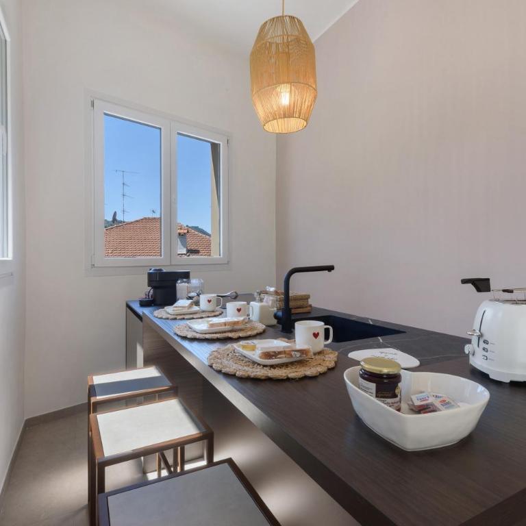 Suite with garden and parking - Appartamento con 1 Camera da Letto e Vista Giardino - 11