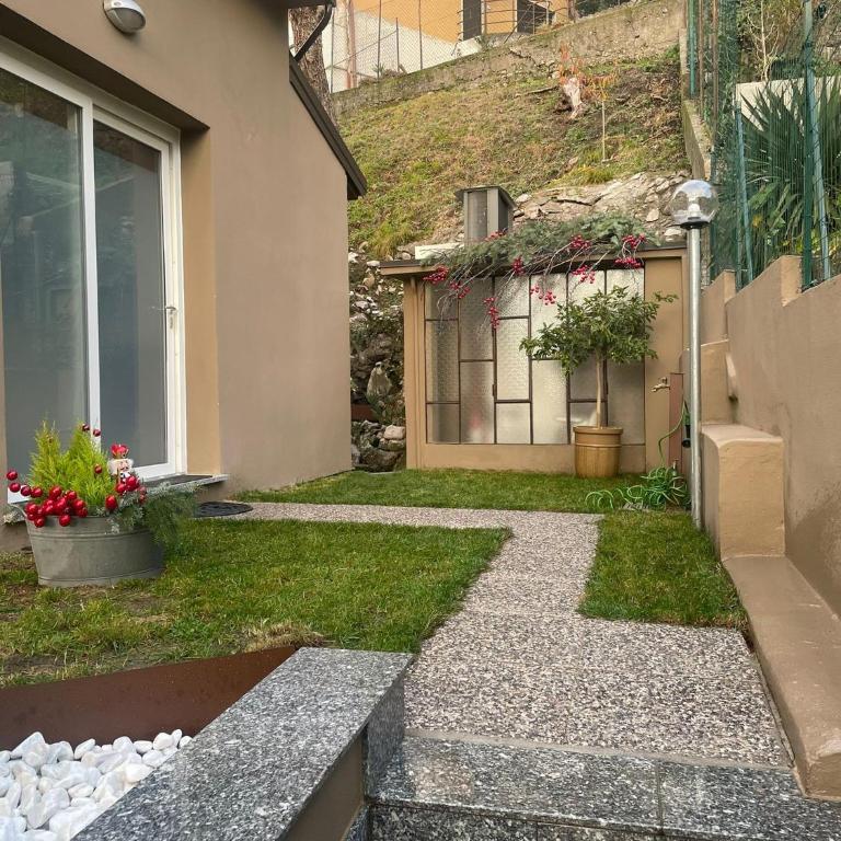 Suite with garden and parking - Appartamento con 1 Camera da Letto e Vista Giardino - 21