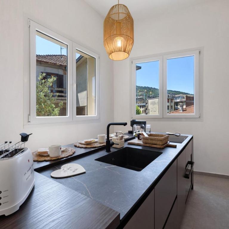 Suite with garden and parking - Appartamento con 1 Camera da Letto e Vista Giardino - 10
