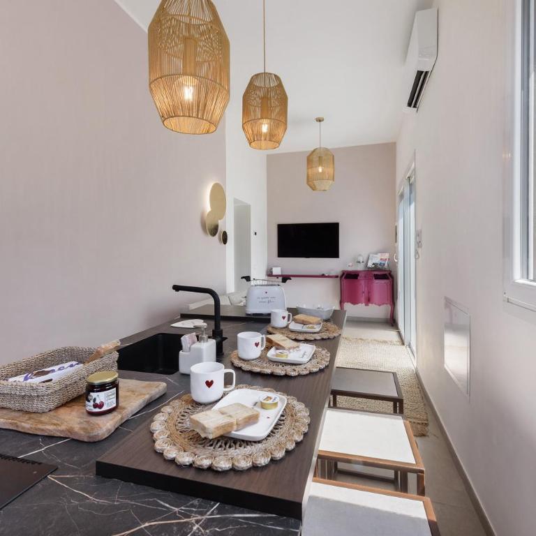 Suite with garden and parking - Appartamento con 1 Camera da Letto e Vista Giardino - 6