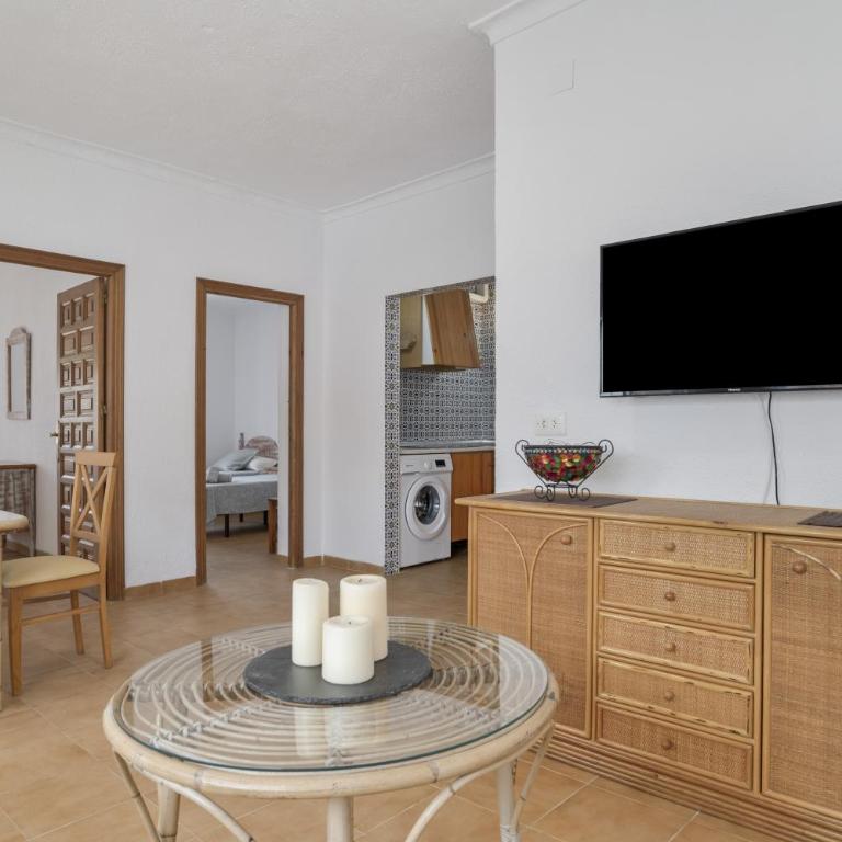 Complejo Alejandra - Apartamento Deluxe de 2 dormitorios con vistas al jardín - 12