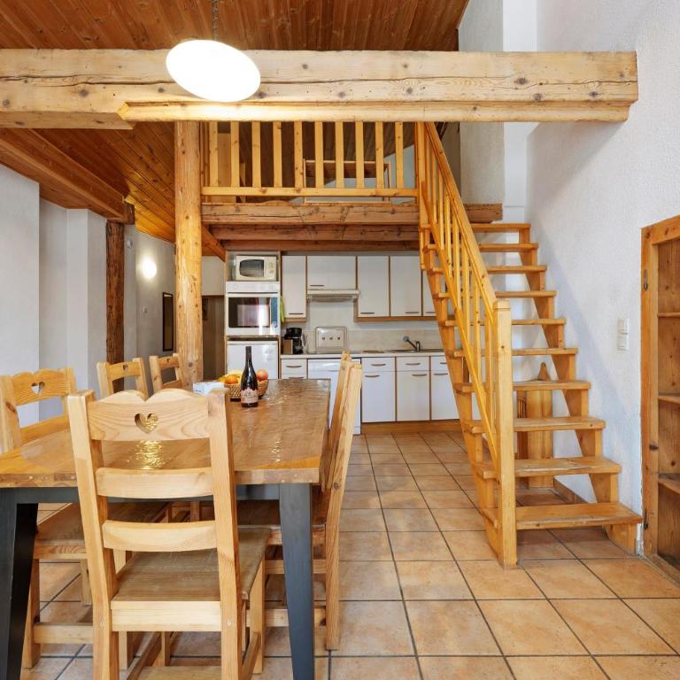 Le Chalet La Pastorale - Appartement 3 Chambres Premium avec Balcon - 5