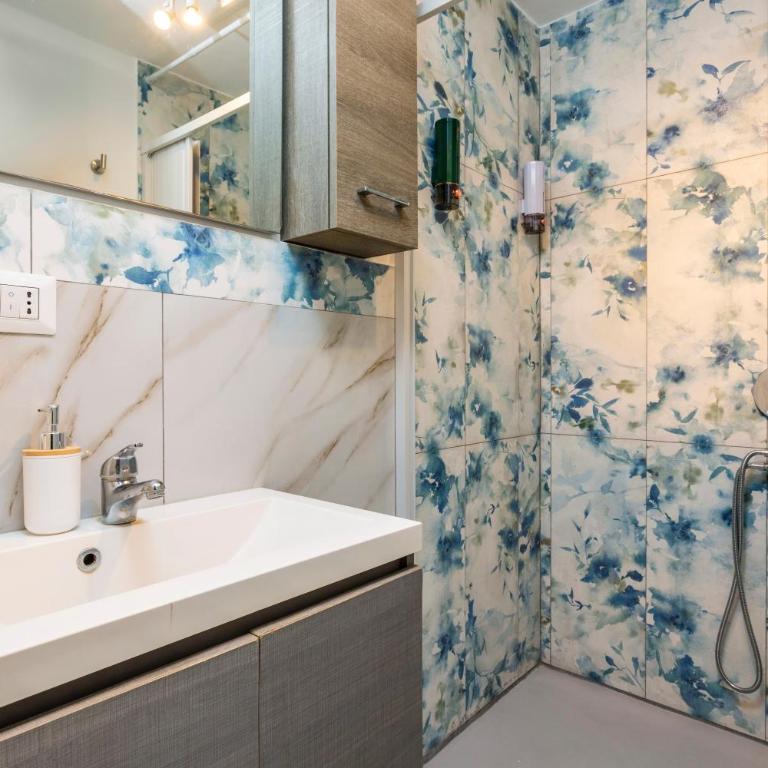 Il Mappamondo - Apartment with Shower - 18