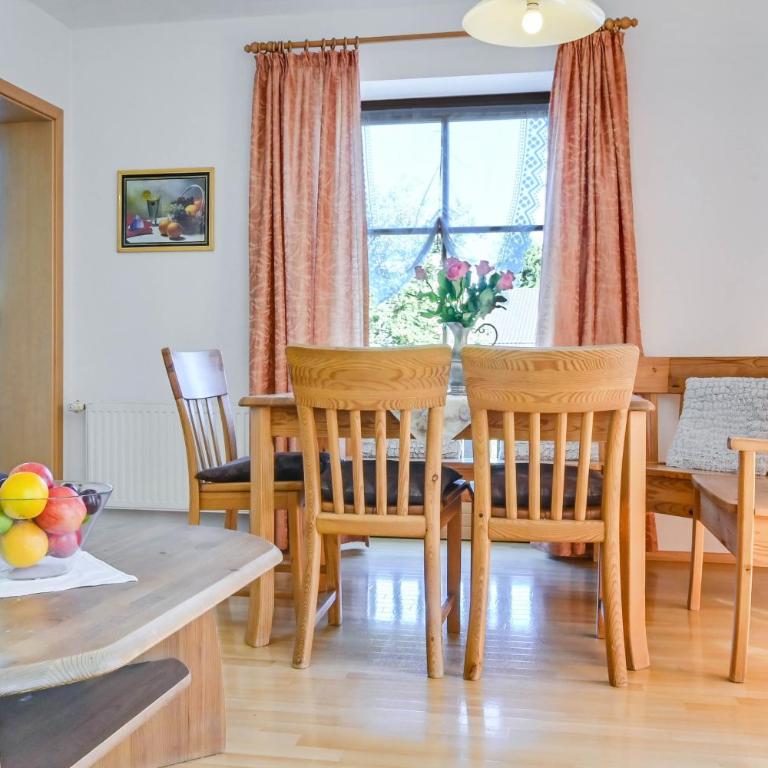 Katharinenhof Ferienwohnung Kramer Sehr Groß (2+3) - Two-Bedroom Deluxe Apartment with Balcony - 6