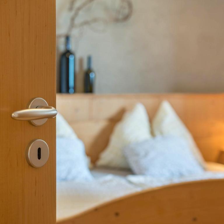 Woehrmannhof Apt Spinnrad - Two-Bedroom Deluxe Apartment with Garden View - 12