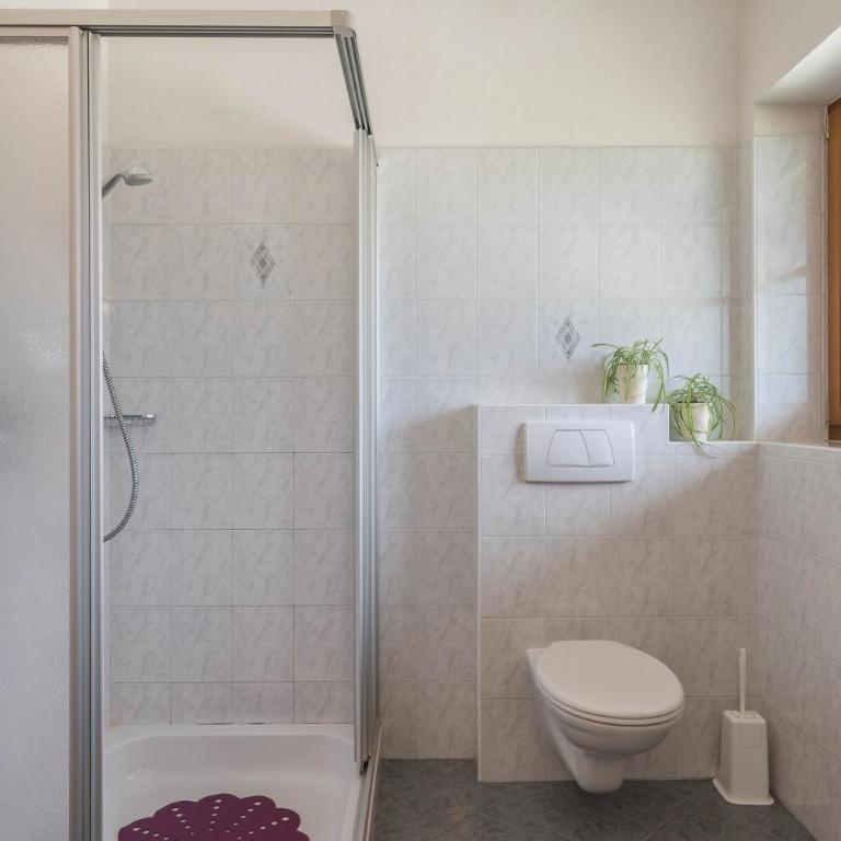 Woehrmannhof Apt Spinnrad - Two-Bedroom Deluxe Apartment with Garden View - 19
