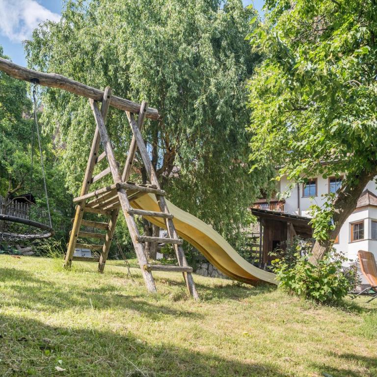 Woehrmannhof Apt Spinnrad - Two-Bedroom Deluxe Apartment with Garden View - 28