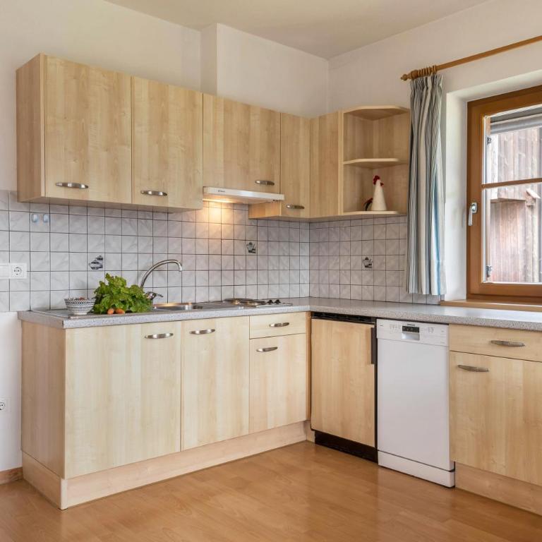 Woehrmannhof Apt Spinnrad - Two-Bedroom Deluxe Apartment with Garden View - 3