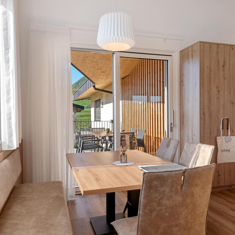 Santinhof - Appartamento Deluxe con 2 Camere da Letto e Vista Giardino - 20