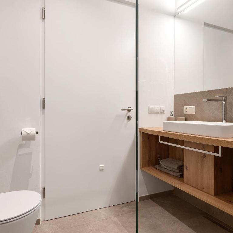 Santinhof - Appartamento Deluxe con 2 Camere da Letto e Vista Giardino - 16