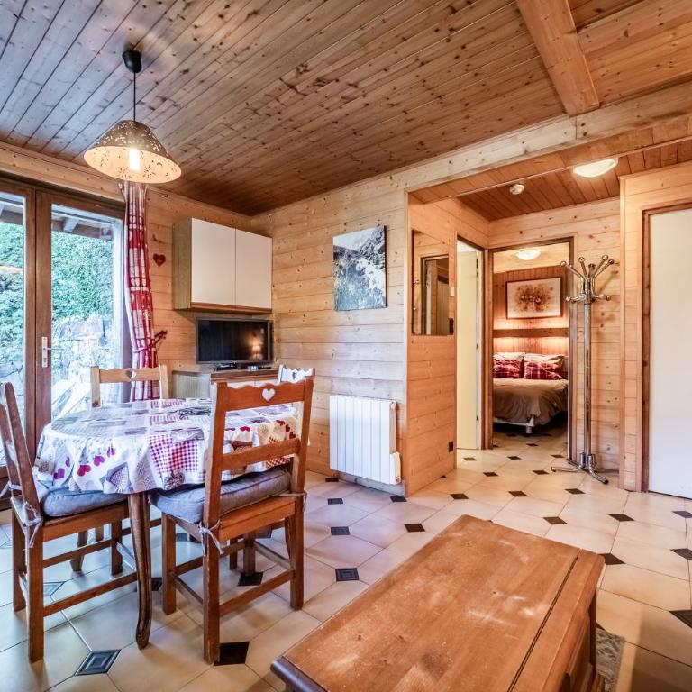Chalet Arnica - Superior One-Bedroom Apartment with Balcony - 10