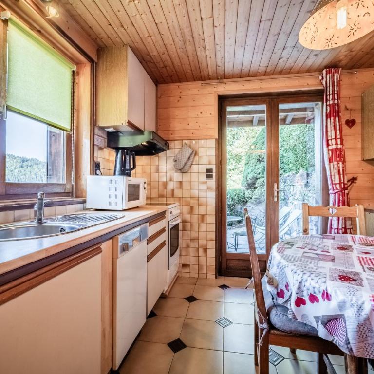 Chalet Arnica - Superior One-Bedroom Apartment with Balcony - 12