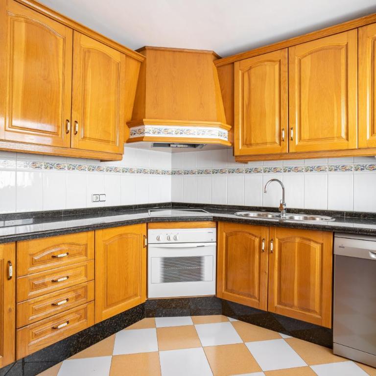 Terraza Mar y Montaña - Apartamento Premium de 3 dormitorios con balcón - 10