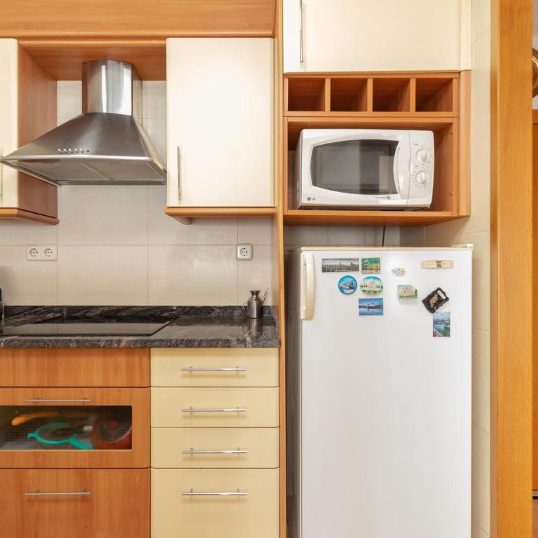 Sun Tower - Apartamento Superior de 1 dormitorio con balcón - 8