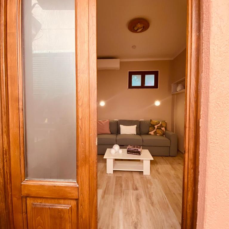 Apartment In Via Gavino Vernazza - Appartamento Superior con 1 Camera da Letto e Balcone - 13