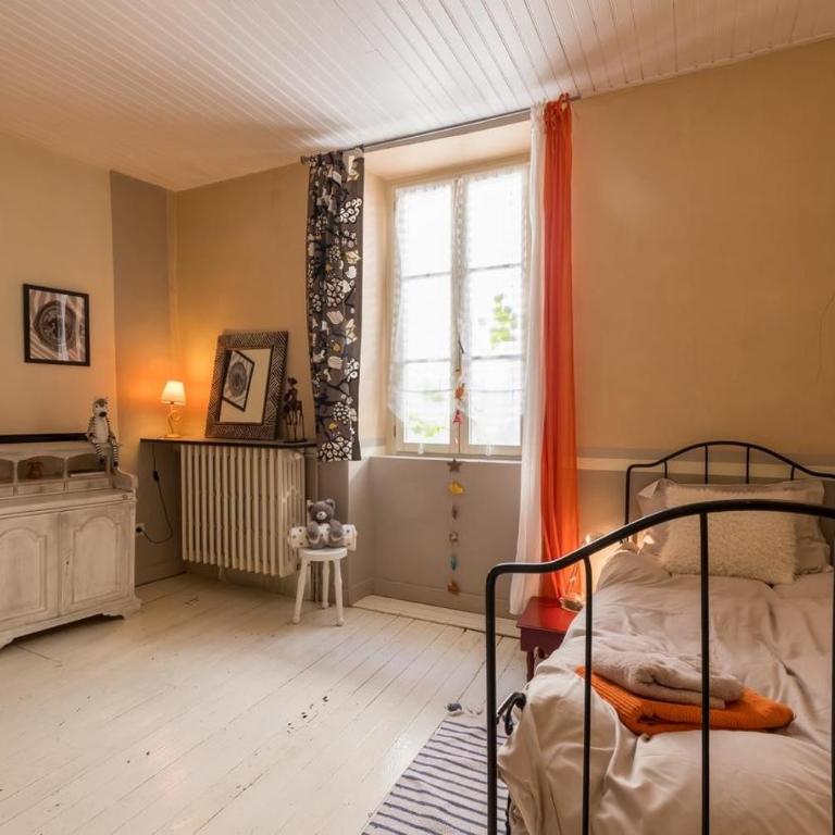 Cocon Familial - Gîte De Charme - Appartement Supérieur - Vue sur Ville - 20