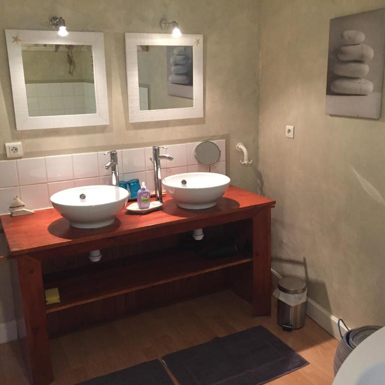 Cocon Familial - Gîte De Charme - Appartement Supérieur - Vue sur Ville - 8