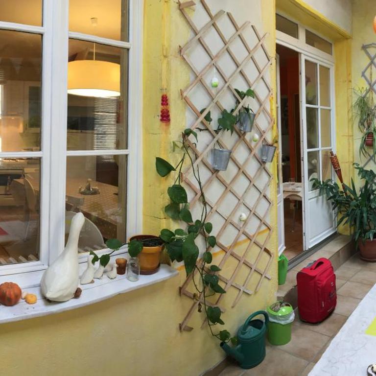 Cocon Familial - Gîte De Charme - Appartement Supérieur - Vue sur Ville - 26