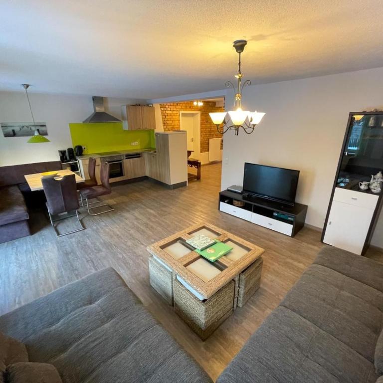 Ferienwohnung Sonnenaufgang - Apartment mit 3 Schlafzimmern und Bergblick - 2