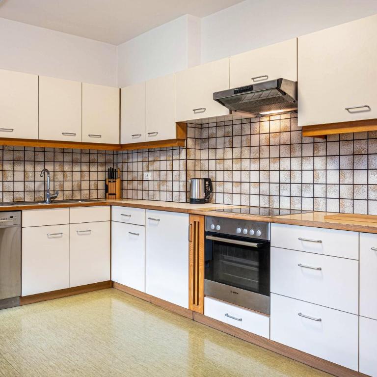 Villa Pinie Apt 1 - Appartamento Superior con Balcone - 9