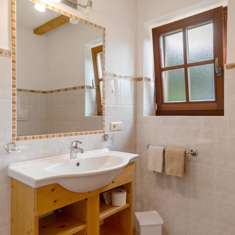 Bauernhof Schgagul - Deluxe-Apartment mit 2 Schlafzimmern und Gartenblick - 22