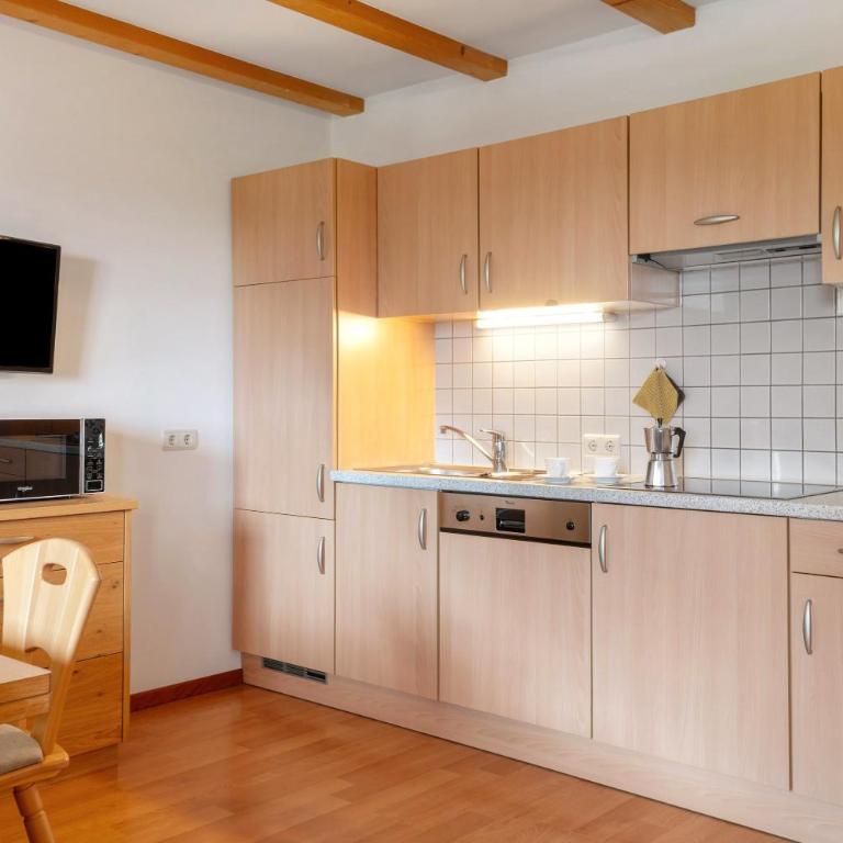 Bauernhof Schgagul - Deluxe-Apartment mit 2 Schlafzimmern und Gartenblick - 7