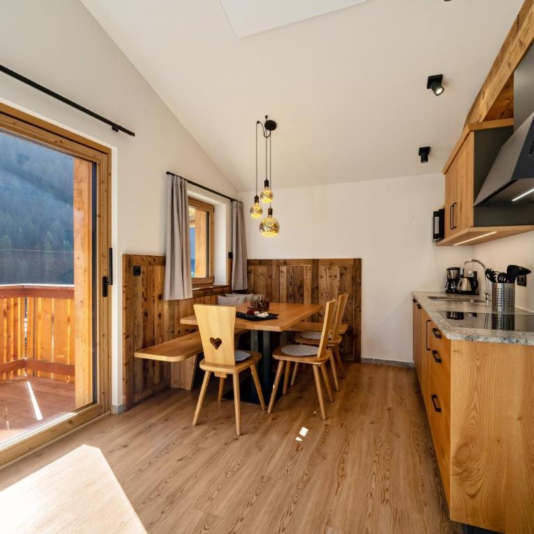 Grogg 608 Apt I I - Deluxe-Apartment mit 2 Schlafzimmern und Gartenblick - 11