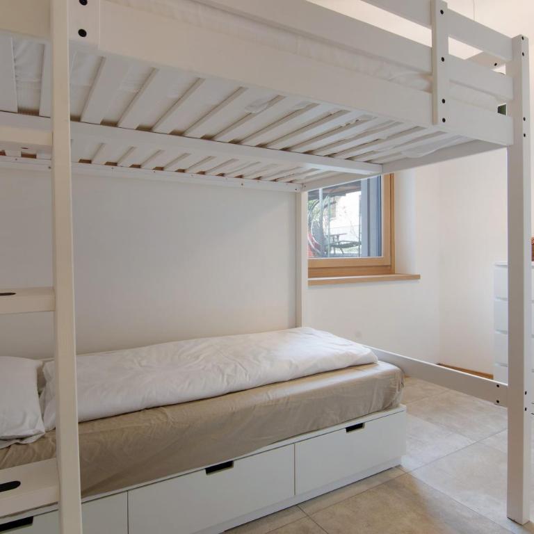 La villa del lago in giardino - Appartamento Premium con 3 Camere da Letto e Balcone - 20