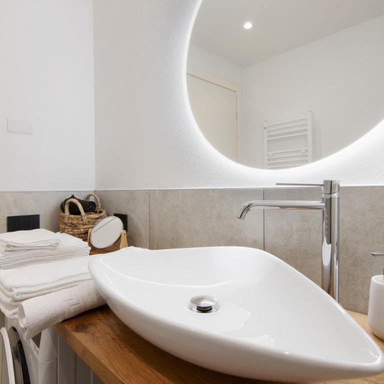 La villa del lago in giardino - Appartamento Premium con 3 Camere da Letto e Balcone - 27