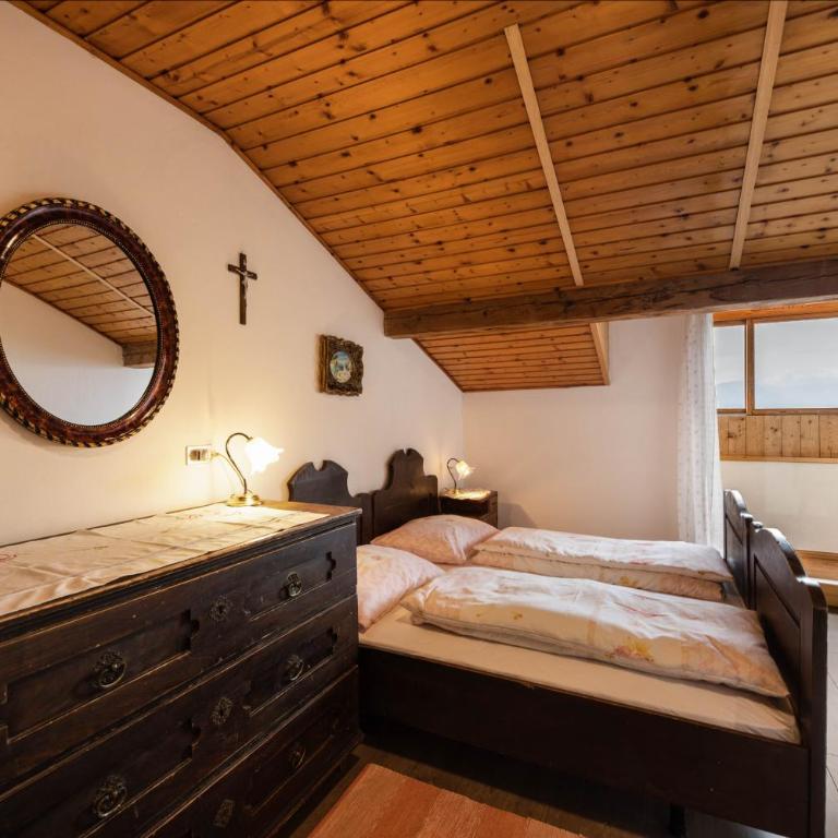 Malgorerhof Lavendel - Two-Bedroom Deluxe Apartment with Garden View - 5