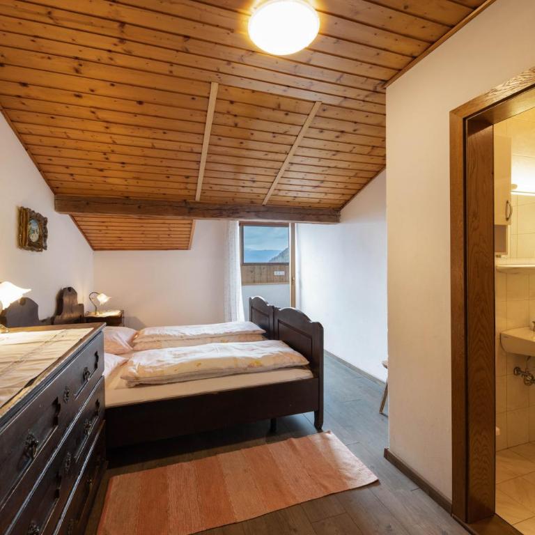 Malgorerhof Lavendel - Two-Bedroom Deluxe Apartment with Garden View - 10